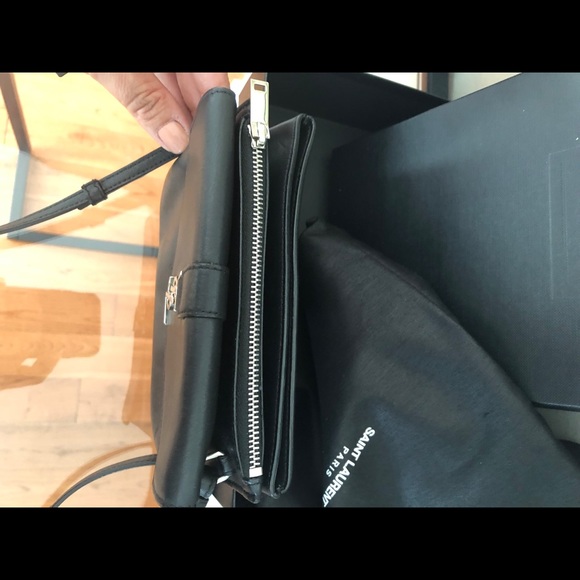 Ysl crossbody - Picture 3 of 4